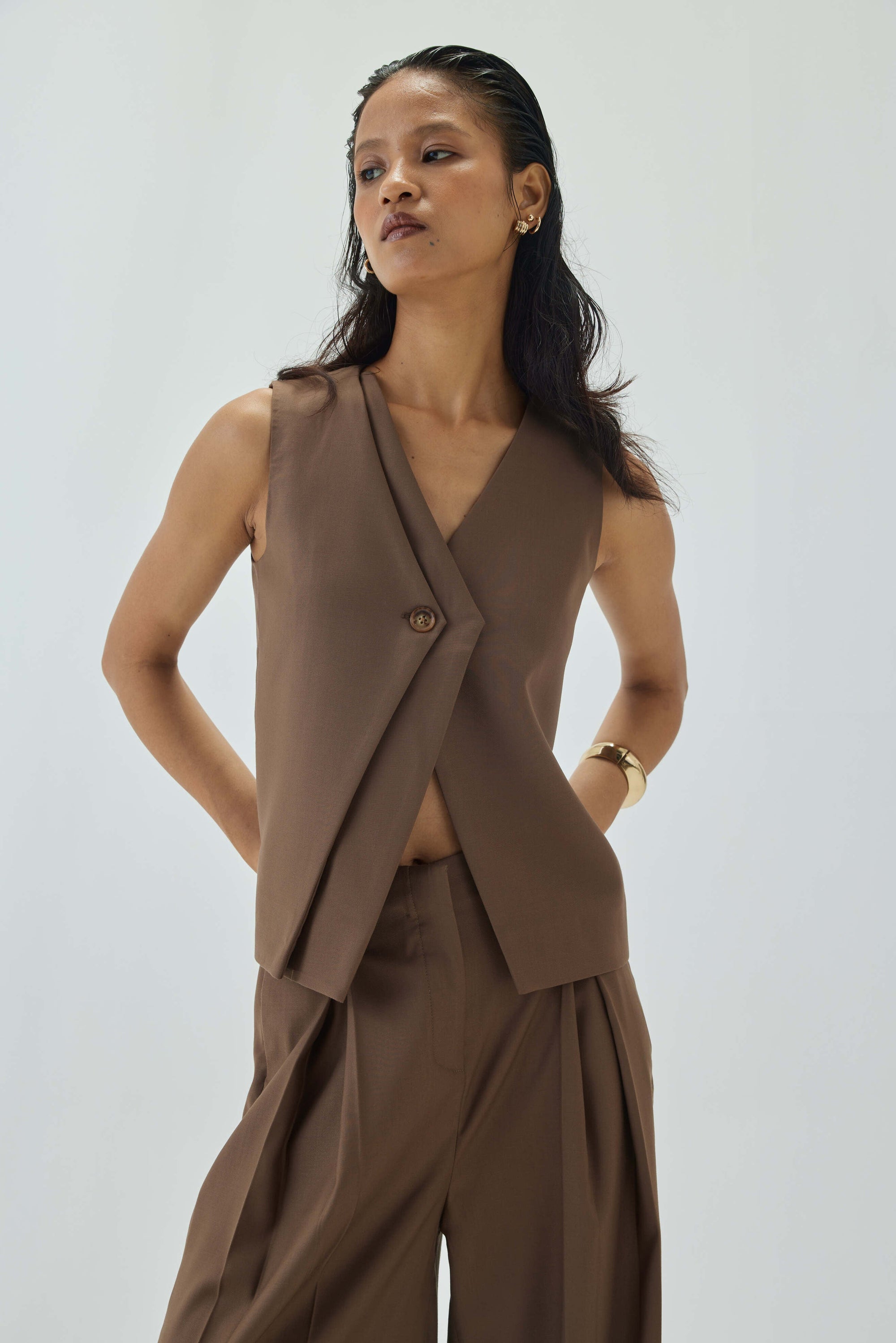 Beuller Waistcoat Brown