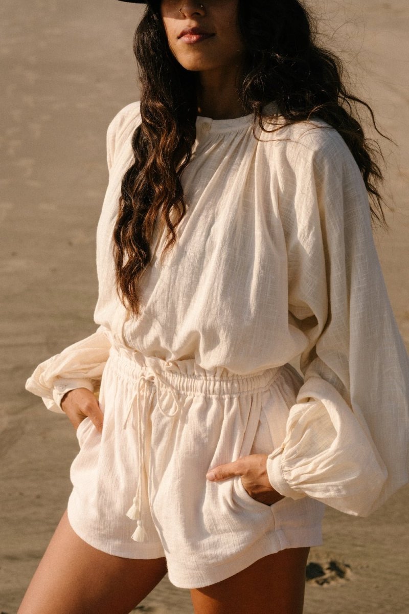 Alina Shorts Cream - Bhoomi