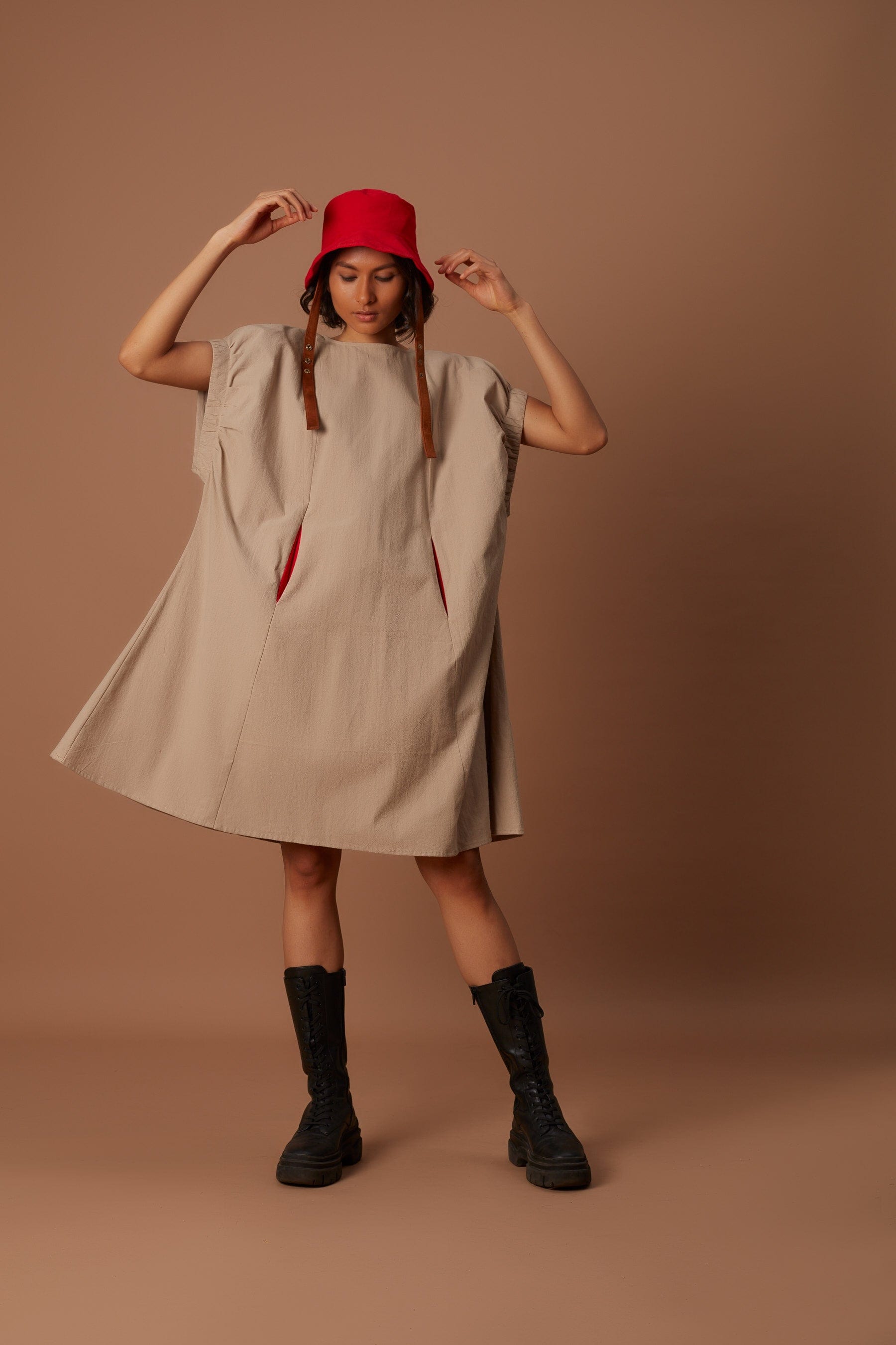 Clara Dress Beige