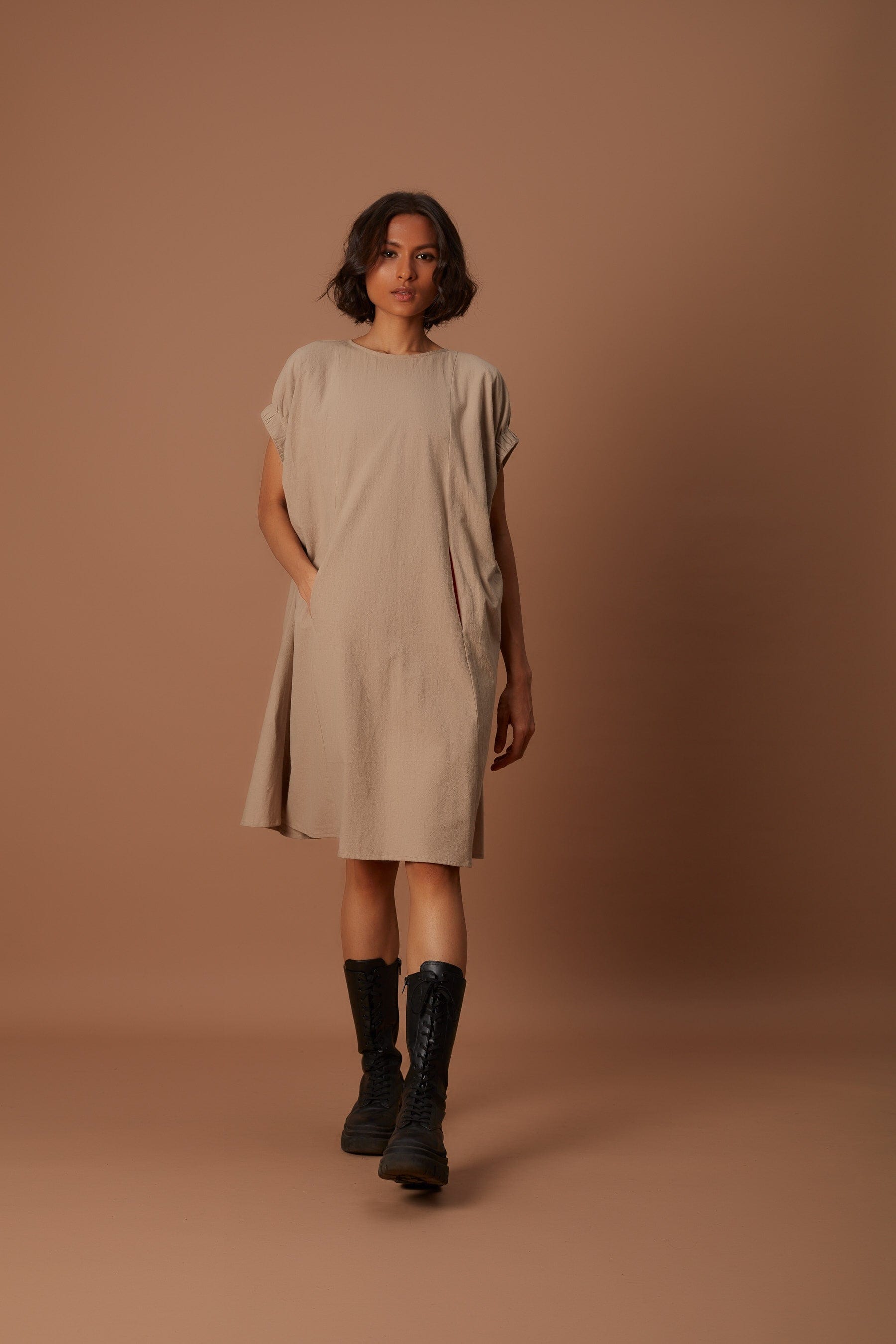 Clara Dress Beige