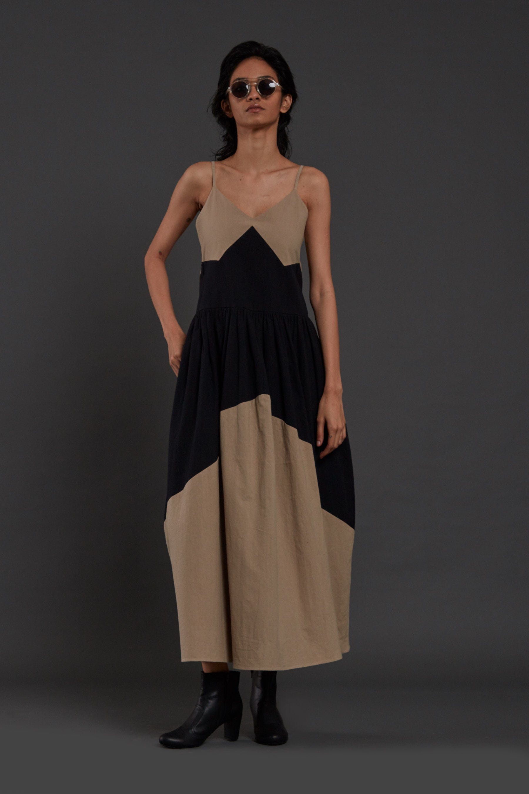 black and beige dress Strap Black & Beige Dress XS
