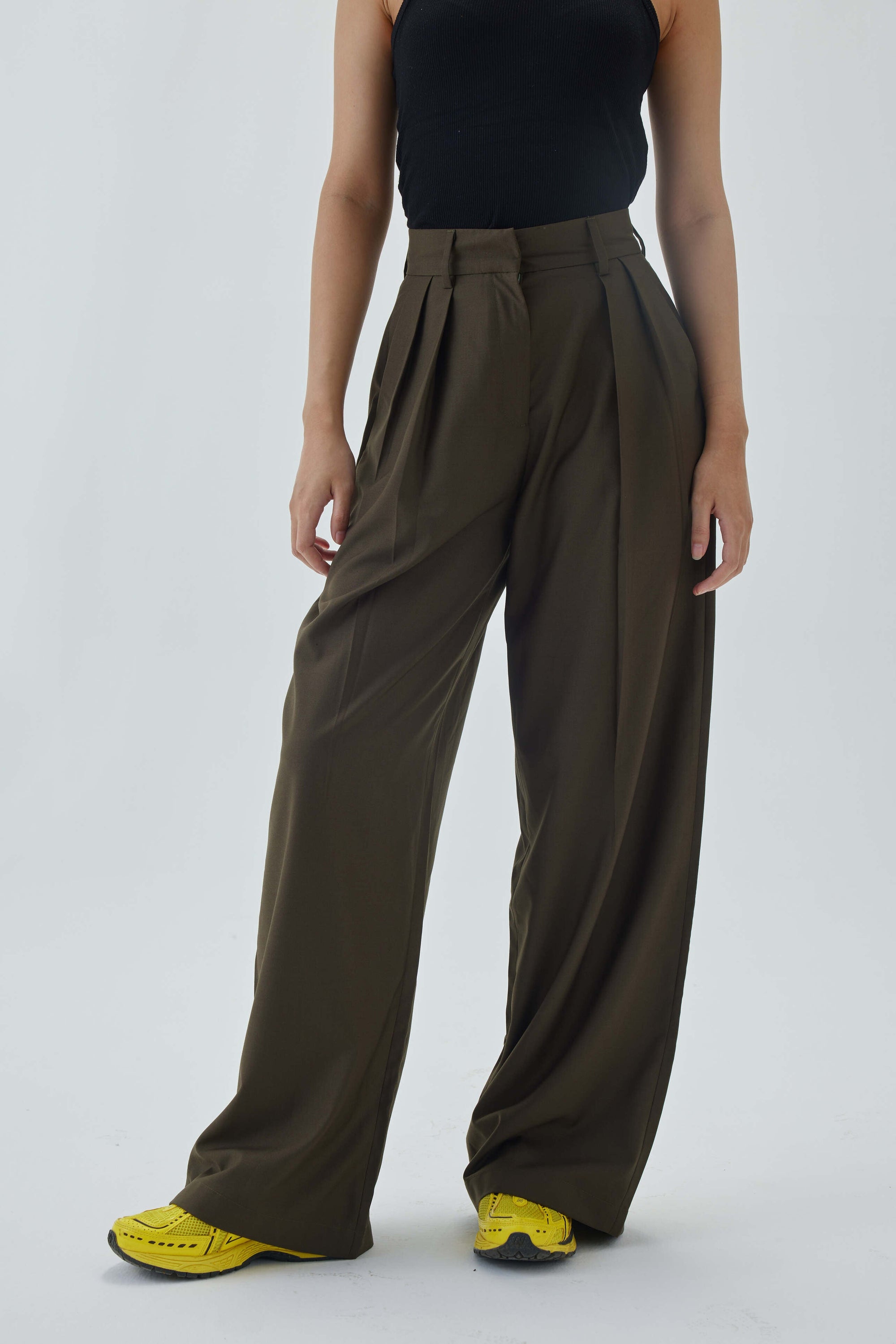 Elio Pants Olive