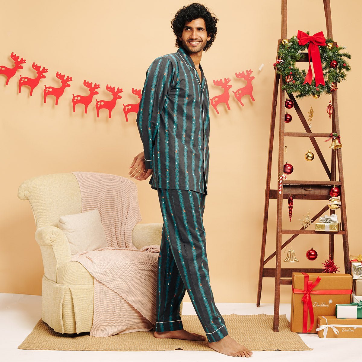 Jingle Bells Pyjama Set - Men - Bhoomi
